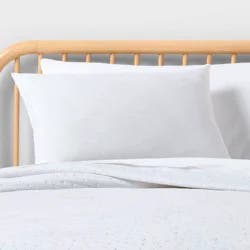 Kids' Basic Pillow White - Pillowfort™
