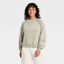 Women's Crochet Trim Sweatshirt - Universal Thread™ Green M