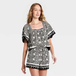 Women's Short Sleeve Blouse - Universal Thread™ Black Tropical M