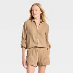 Women's Long Sleeve Collared Button-Down Shirt - Universal Thread™ Tan L