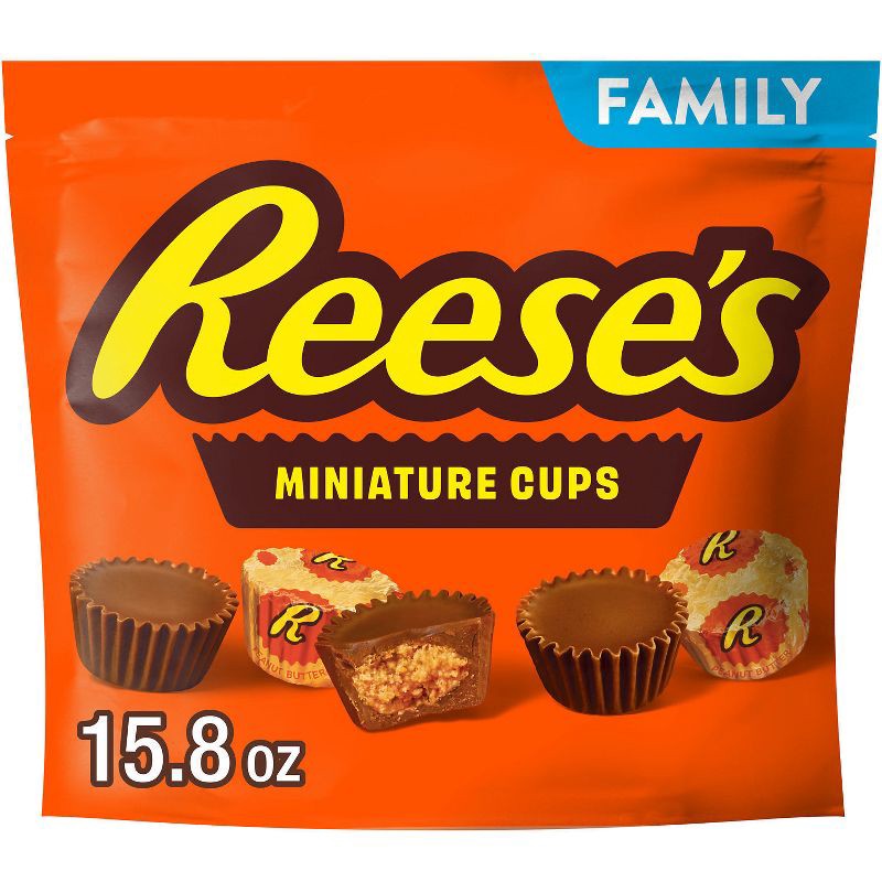 slide 1 of 7, Reese's Miniatures Milk Chocolate Peanut Butter Cups Candy - 15.8oz, 15.8 oz