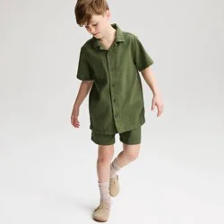 Boy's Short Sleeve Seersucker Textured Button-Down Shirt - Cat & Jack™ Green M