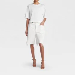 KBB by KAHLANA Women's Low-Rise Wide Leg 'The Rachel Shorts' - White Wash Denim 2