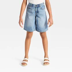Girls' Mid-Rise Jean Shorts - Cat & Jack™ Light Wash XS