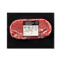 Beef New York Strip Boneless Steak Raw - 0.875lb - Good & Gather™