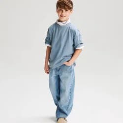 Boys' Short Sleeve Oversized Heavyweight Washed T-Shirt - Cat & Jack™ Light Blue S