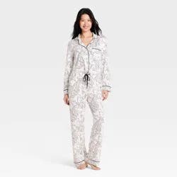 Women's Cloud Knit Modal Long Sleeve Notch Collar Top and Pants Pajama Set - Auden™ White L