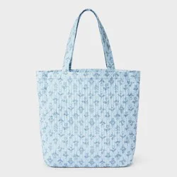 Girls' Floral Printed Tote with Channel Quilting - art class™ Blue