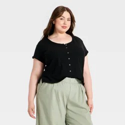Women's Short Sleeve Button-Front Scoop Neck T-Shirt - Universal Thread™ Black XXL