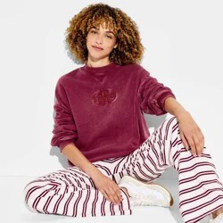 Dr Pepper Women's Crewneck Dr. Pepper Fleece Graphic Pullover Sweatshirt - Burgundy XS