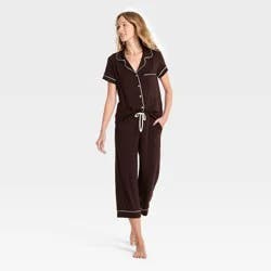 Women's Cloud Knit Short Sleeve Notch Collar Top and Cropped Pants Pajama Set - Auden™ Brown M