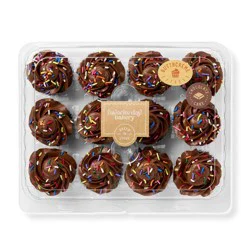 Buttercreme Chocolate Cupcakes - 1.256lbs/12ct - Favorite Day™