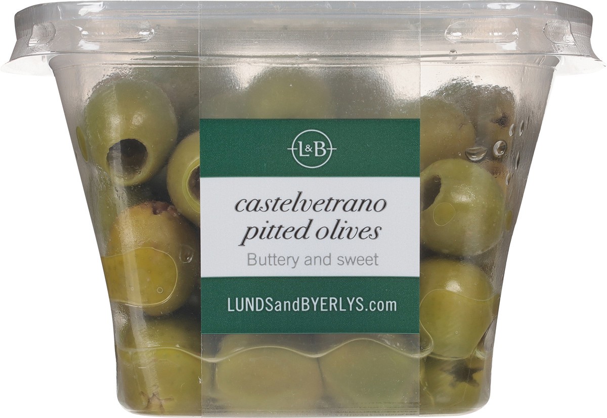 slide 3 of 13, Lunds & Byerlys Imported Italian Pitted Castelvetrano Buttery and Sweet Olives 7 oz, 7 oz