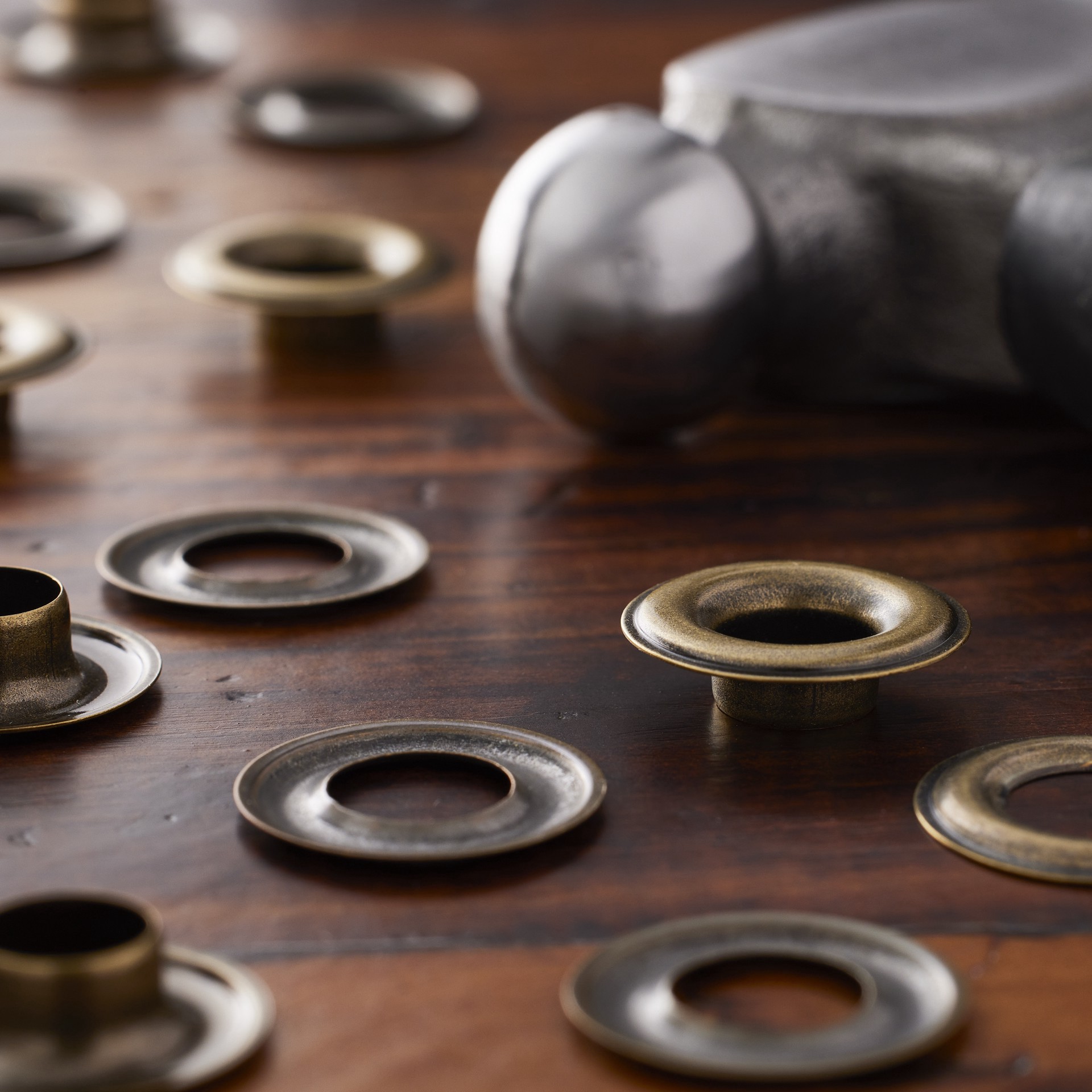 slide 2 of 3, Loops & Threads Eyelets, 3/8", 3/8 in