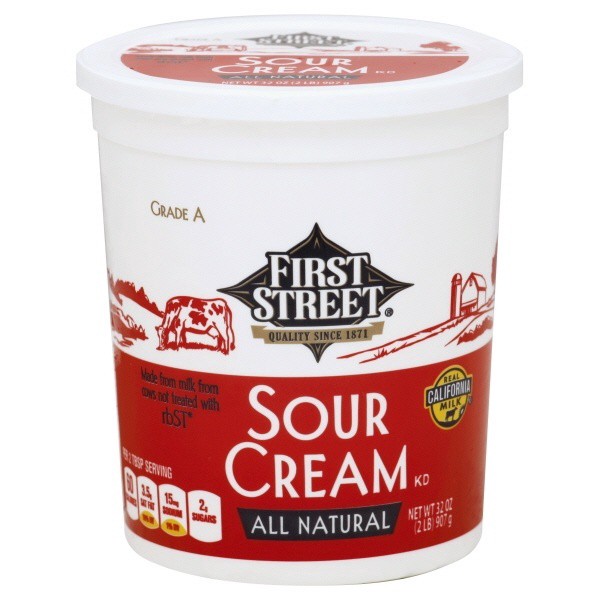 slide 1 of 1, First Street Sour Cream - 32 oz, 32 oz