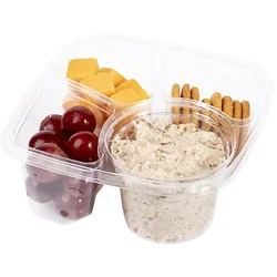Signature Cafe Tuna Salad Snacker Tray - Each (810 Cal)