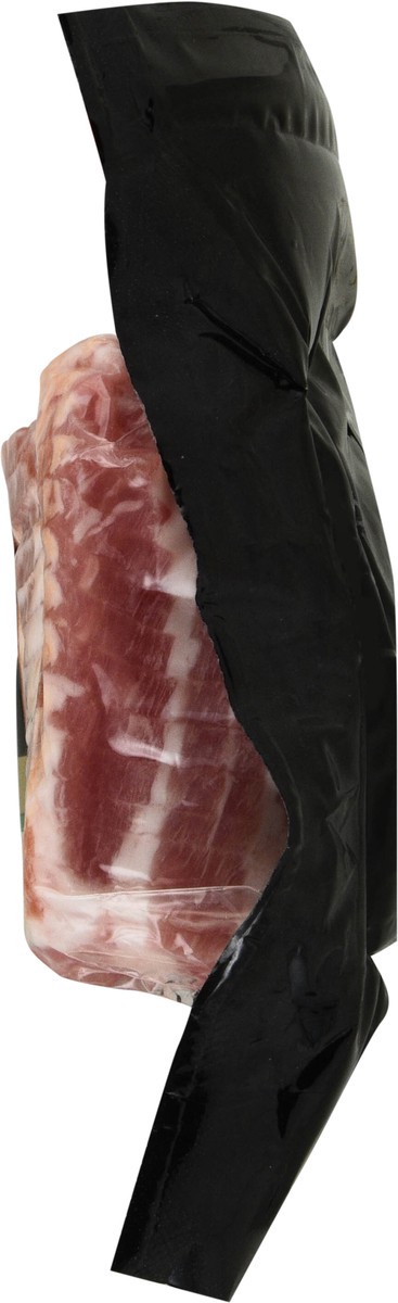 slide 4 of 14, Smithfield Naturally Applewood Smoked Bacon - 16 Oz, 24 oz