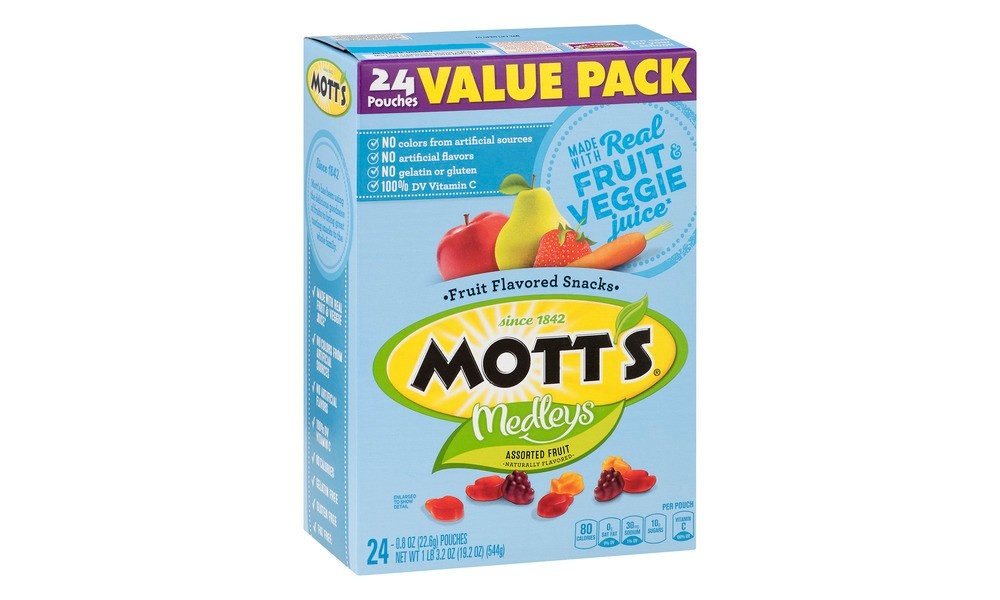 slide 3 of 3, Mott's Assorted Fruit Snacks Value Pack, 22 ct