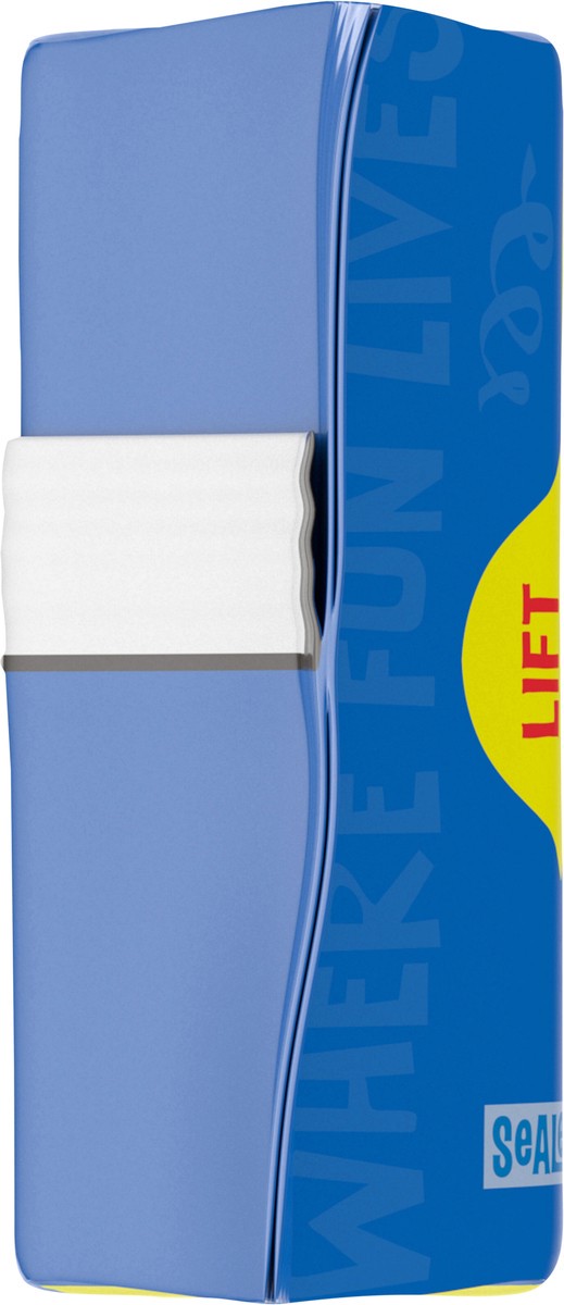 slide 6 of 12, Chips Ahoy! Candy Blast Family Size Cookies - 18.9 Oz, 18.9 oz