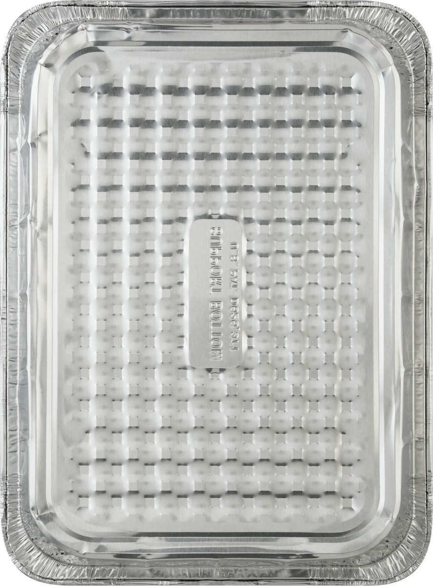 slide 7 of 10, SE Grocers  Essentials Giant Lasagna, 1 ct