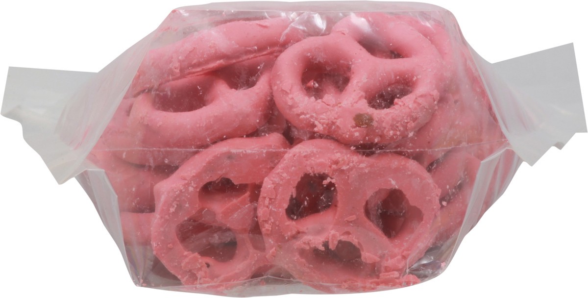 slide 8 of 13, Durham's Strawberry Yogurt Pretzels 8 oz, 8 oz