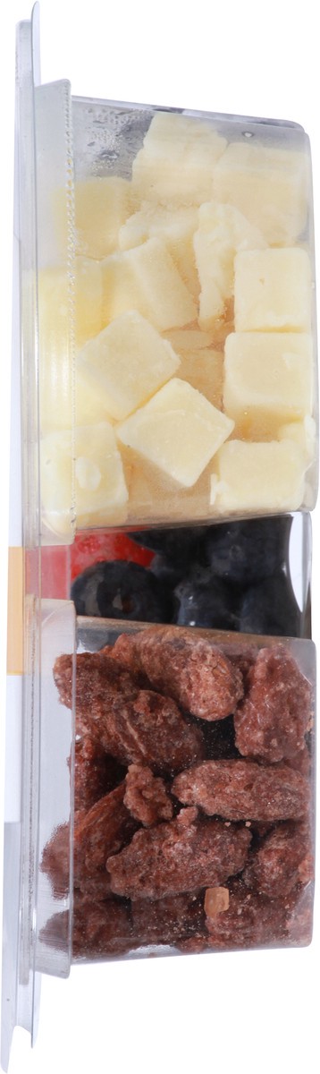 slide 7 of 14, Naturipe Boost Bento Sweet 'N Crunchy Snacks 5.5 oz, 5.5 oz