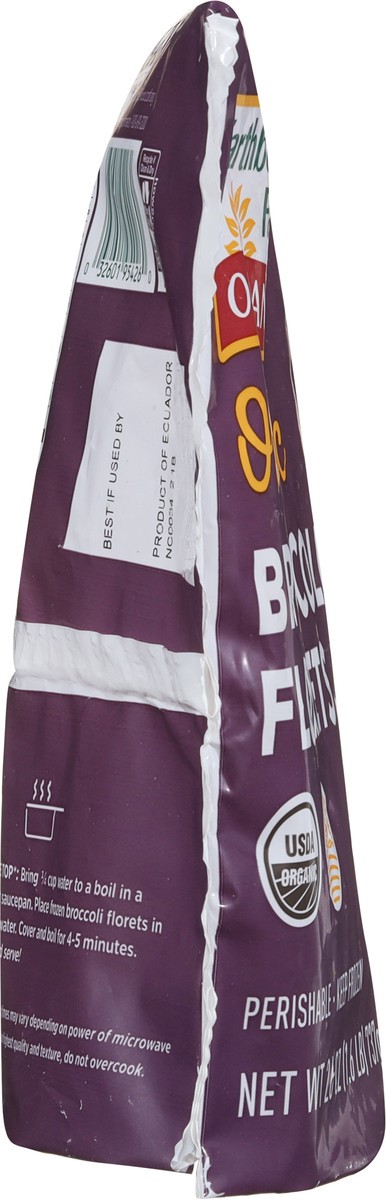 slide 9 of 13, Earthbound Farm Organic Broccoli Florets Value Size 26 oz, 26 oz