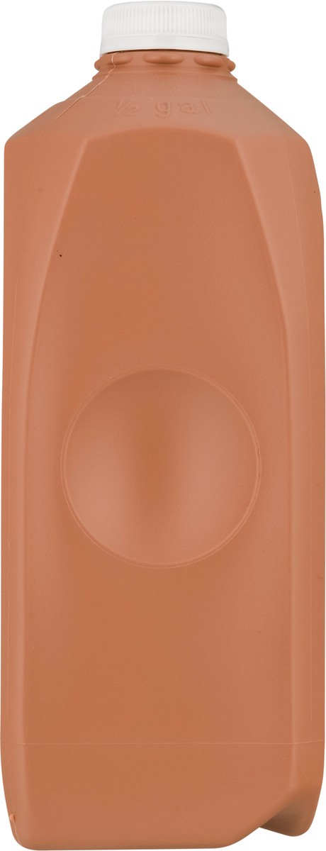 slide 5 of 9, Galliker's 1% Low Fat Chocolate Milk 0.5 gal, 2 qt