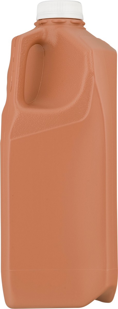 slide 4 of 9, Galliker's 1% Low Fat Chocolate Milk 0.5 gal, 2 qt