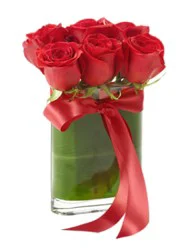 Overjoyed Boutique Rose Mini Modern Arrangement - Each