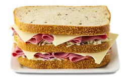 Signature Cafe Sandwich Pastrami Reg Cold - Each (810 Cal)