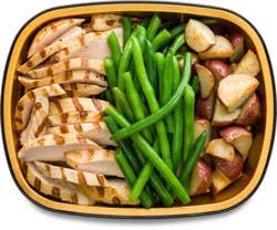 Grilled Chicken Roasted Potatoes & Green Beans Family Meal - Each