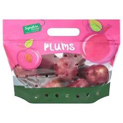 Signature Select/farms Plums - 2 Lb
