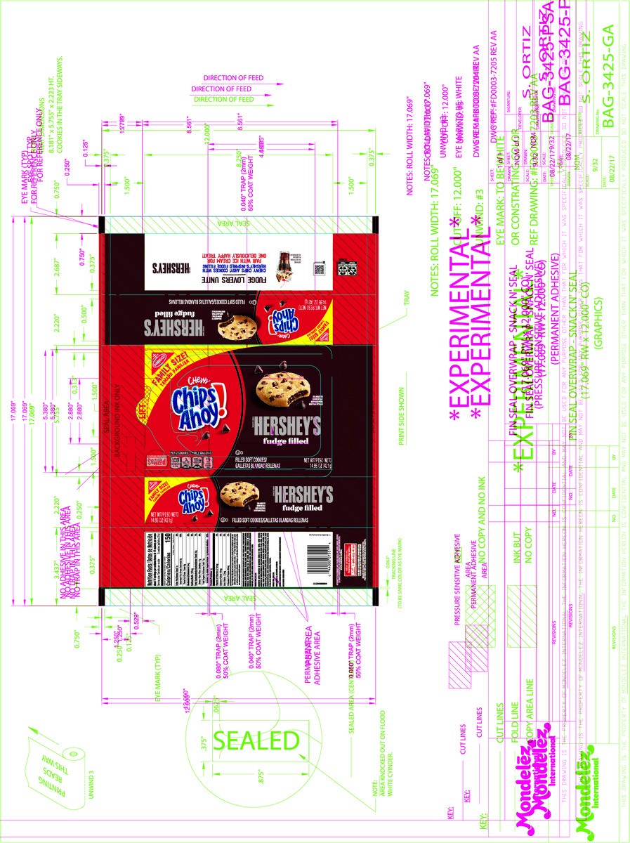 slide 7 of 13, Chips Ahoy! Chewy Hershey's Fudge Filled Soft Cookies Family Size - 14.85 Oz, 14.85 oz