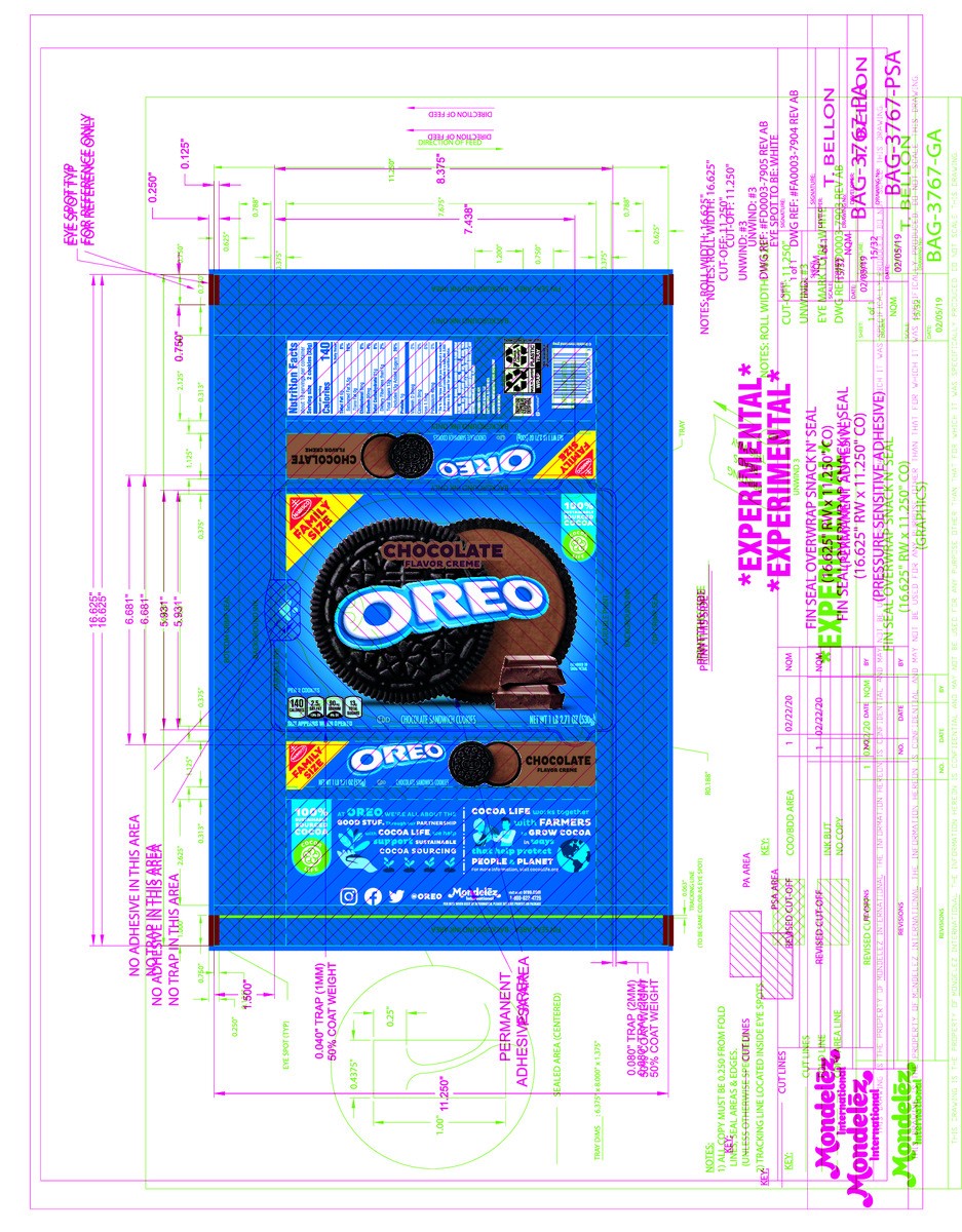 slide 3 of 13, Oreo Chocolate Creme Chocolate Sandwich Cookies Family Size - 18.71 Oz, 18.71 oz