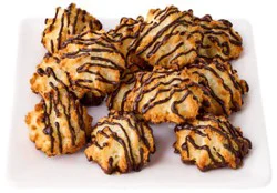 Chocolate Macaroons Cookies 12 Count - Ea
