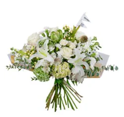 Farmgirl Flowers Minimalist Bouquet - Each