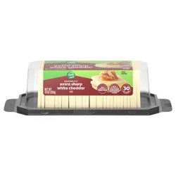 Food Club Cracker Cut Extra Sharp White Cheddar Cheese - 30 ea