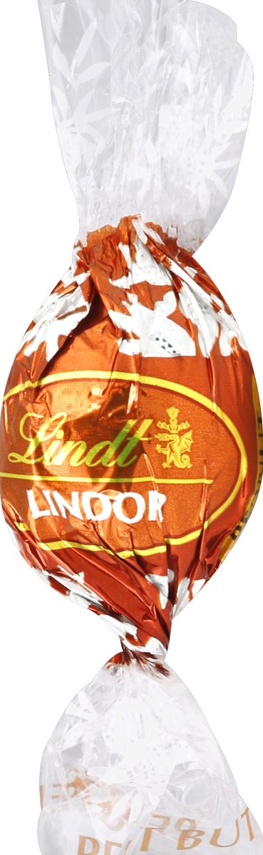 slide 5 of 5, Lindt Ball, 1 ct