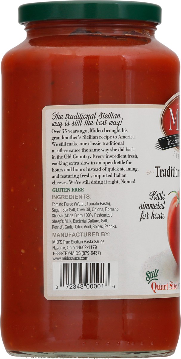 slide 2 of 13, Mid's Premium Traditional Meatless Pasta Sauce 32 oz Jar, 32 oz