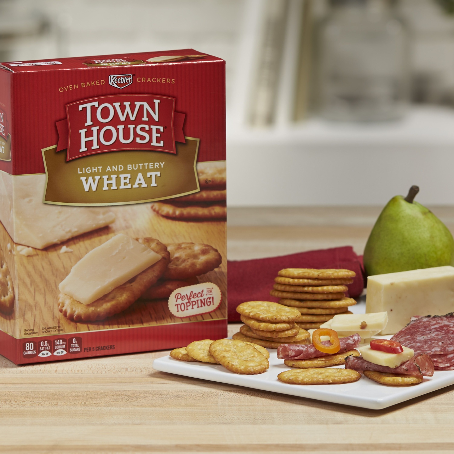 slide 4 of 7, Town House Wheat Crackers, 13.8 oz