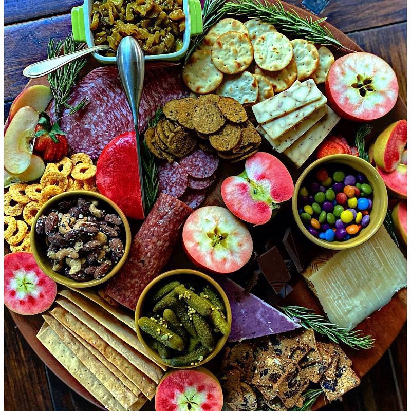 slide 4 of 4, Lucy Glo Apples - 2lb, 2 lb