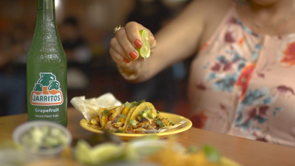 slide 2 of 3, Jarritos Grapefruit Soda, 4 ct / 12.5 fl oz