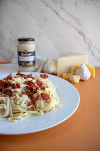 slide 14 of 22, Botticelli Garlic Alfredo Premium White Pasta Sauce 14.5 oz, 14.5 oz