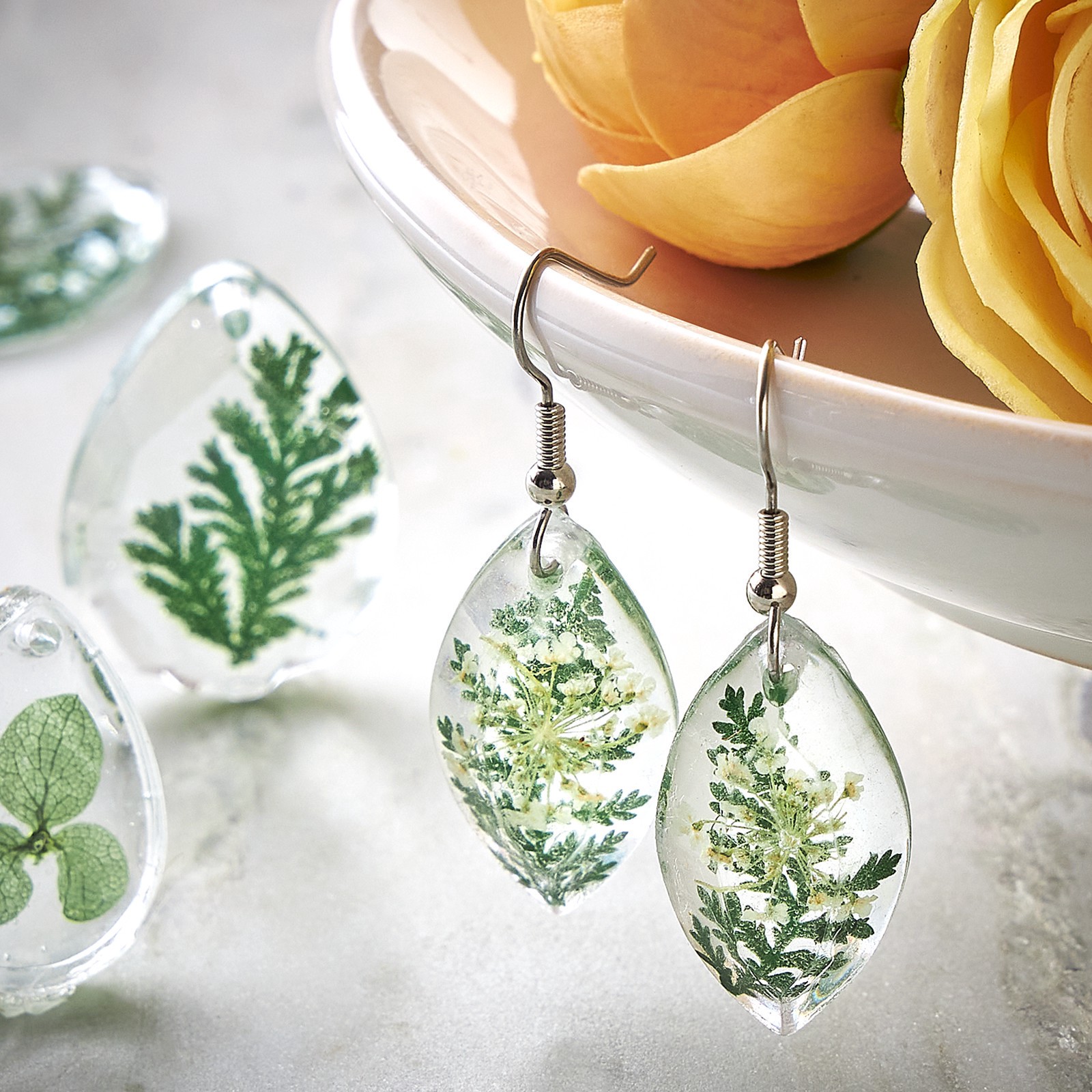 slide 3 of 5, Blue Moon Studio Uv Resin Craft Faceted Gems Flat Mold, 3.5 in x 3.125 in x 0.438 in