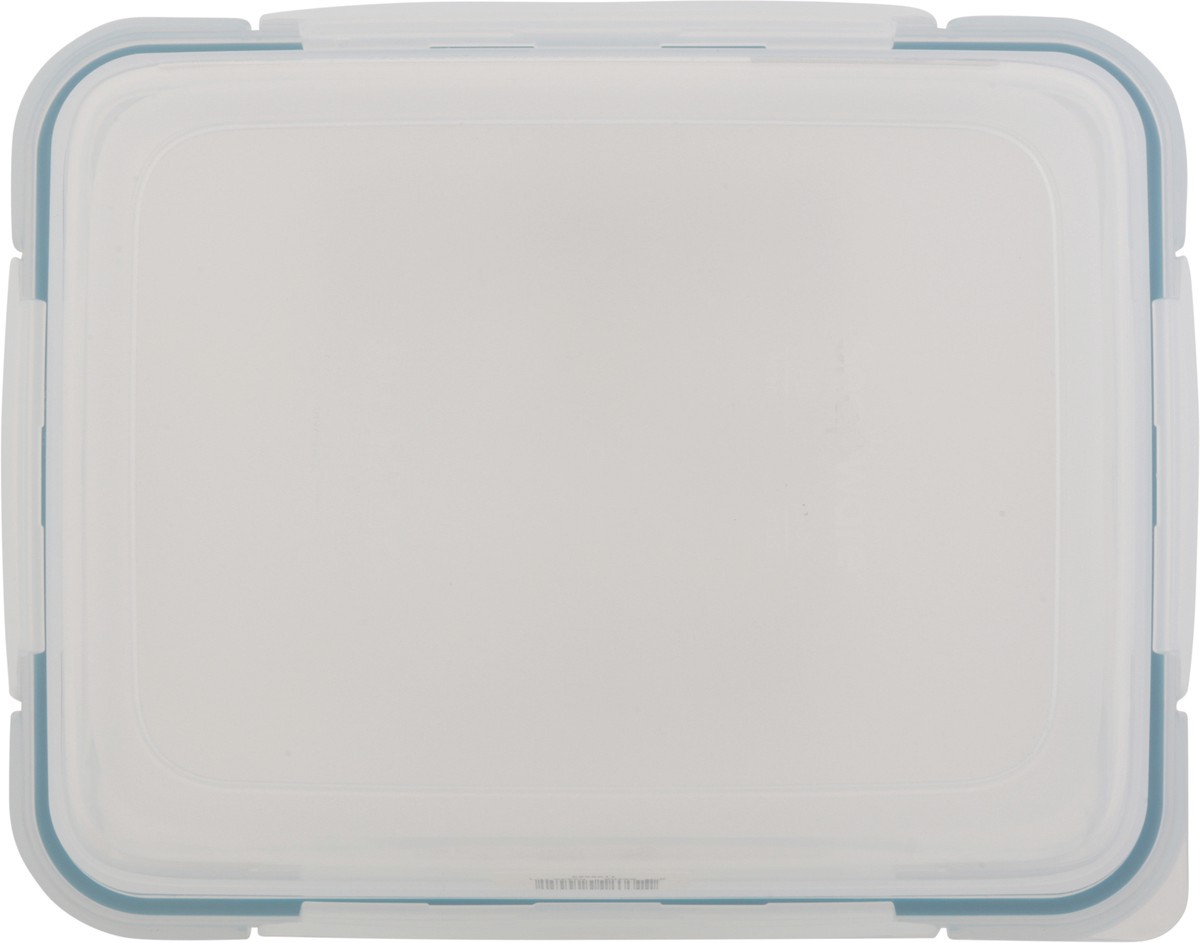 slide 9 of 11, Snapware Total Solution Plastic Food Storage Container 1 ea, 1 ct