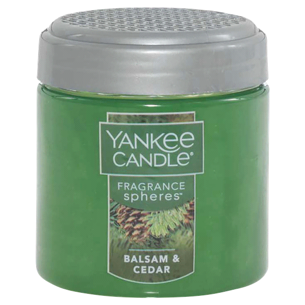 slide 1 of 1, Yankee Candle Fragrance Spheres Balsam And Cedar - Green, 6 oz