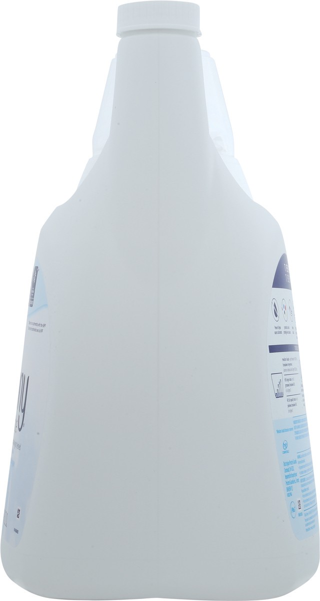 slide 10 of 12, Downy Free & Gentle Liquid Fabric Softener, 140 fl oz, 190 Loads, Hypoallergenic, Sensitive Skin Friendly Fabric Conditioner Liquid, 1 gal