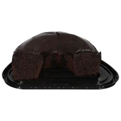 Fresh Chocolate Creme Cake Half