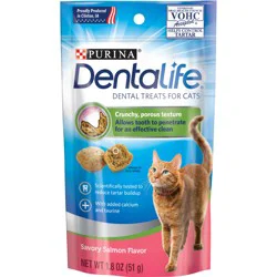 Purina DentaLife Made in USA Facilities Cat Dental Treats, Savory Salmon Flavor